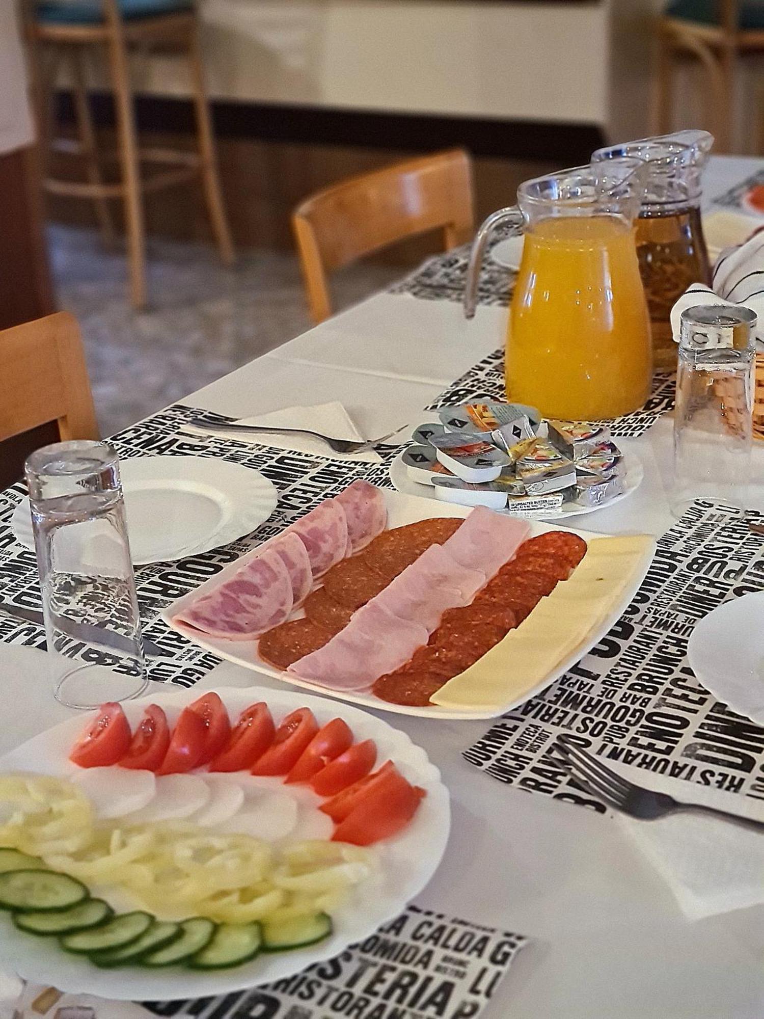 Hotel Oroszlán Szigetvár Esterno foto