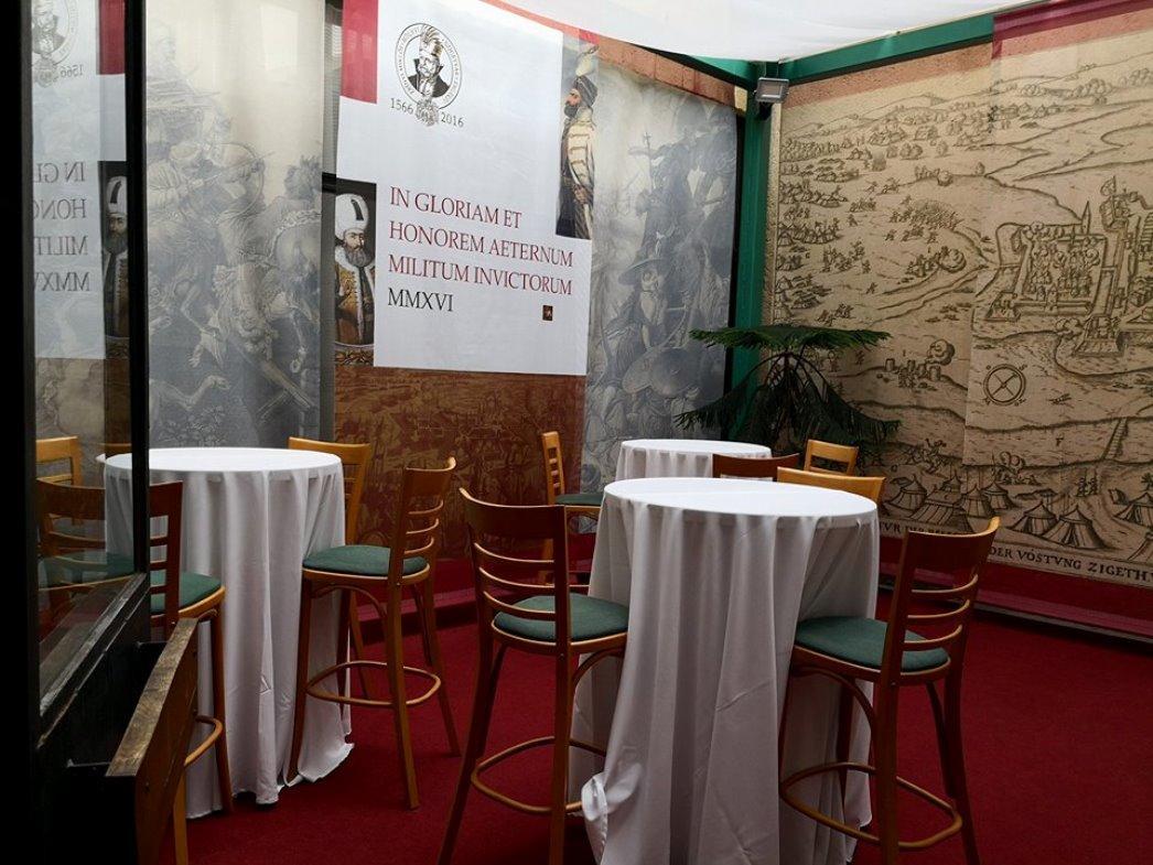 Hotel Oroszlán Szigetvár Esterno foto